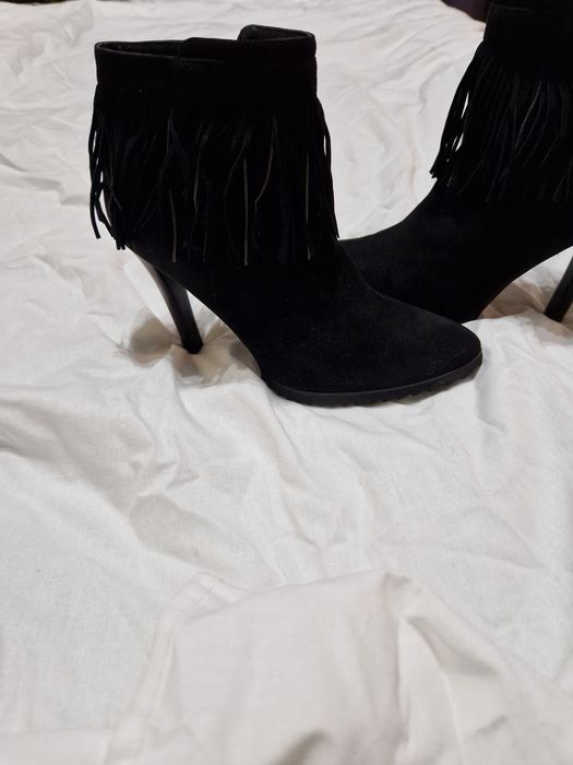 Ботильоны Pierre Cardin с лапшой 100% замша