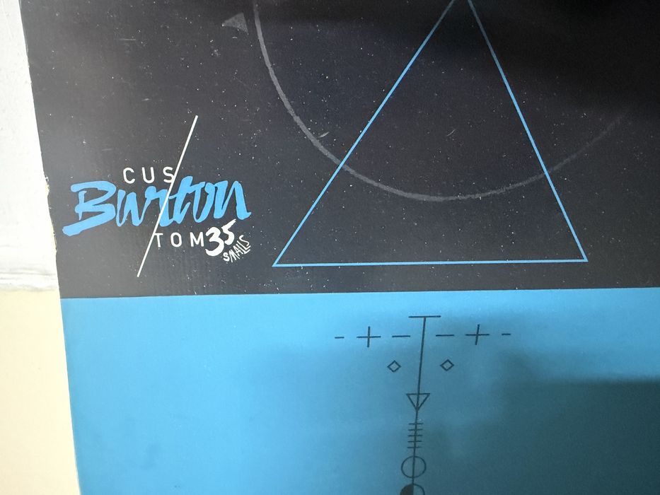 Сноуборд с ботинками