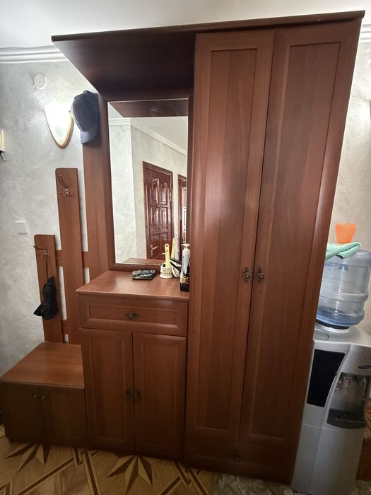 Прихожая бу.