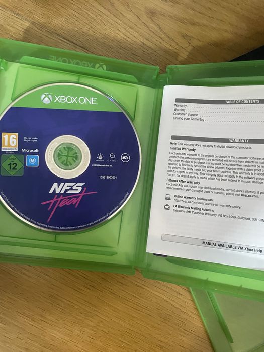 Consolă Xbox One S 500GB Albă + Controller Wireless + Pachet 4 Jocuri ( FH4, NFS)