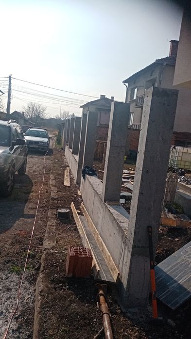 Бетонови огради и дувари