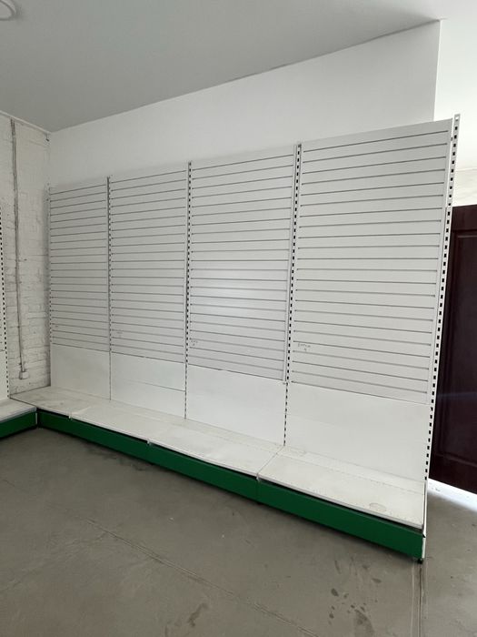 Стеллаж торговый с эконом панелями