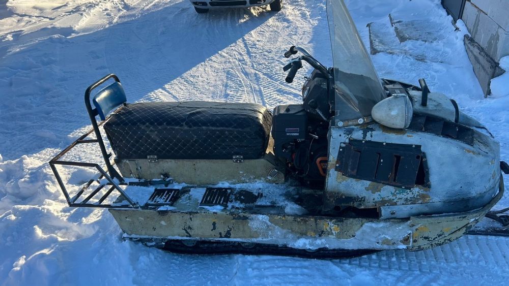 Продам снегоход .