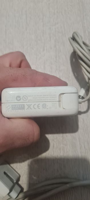 Блок питания для Apple macbook pro 13"