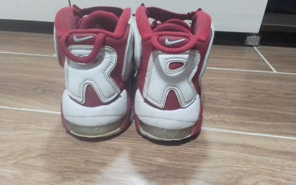 Кроссовки Nike Supreme