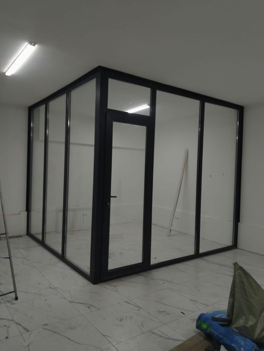 Окна,перегородки,двери и тд