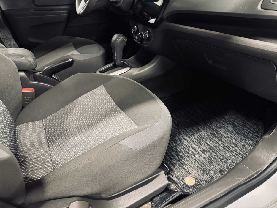 Chevrolet cobalt 2023