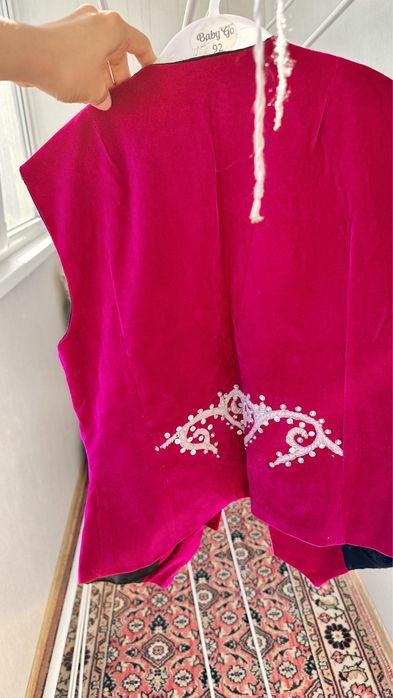 Продам жилетку. Район центра