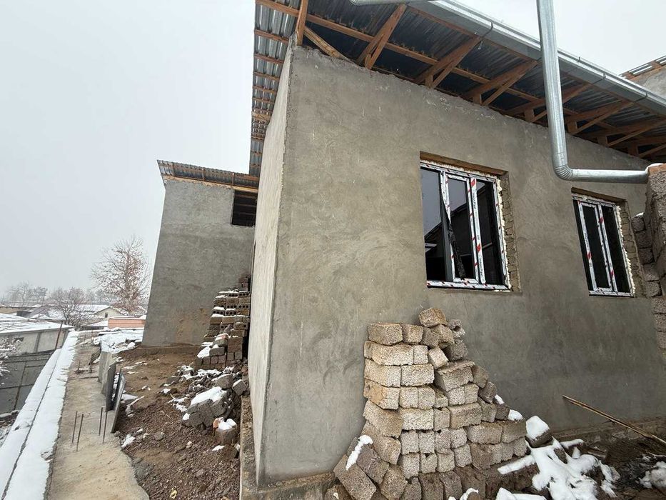 Нурафшон шаҳри Марказида участка сотилади