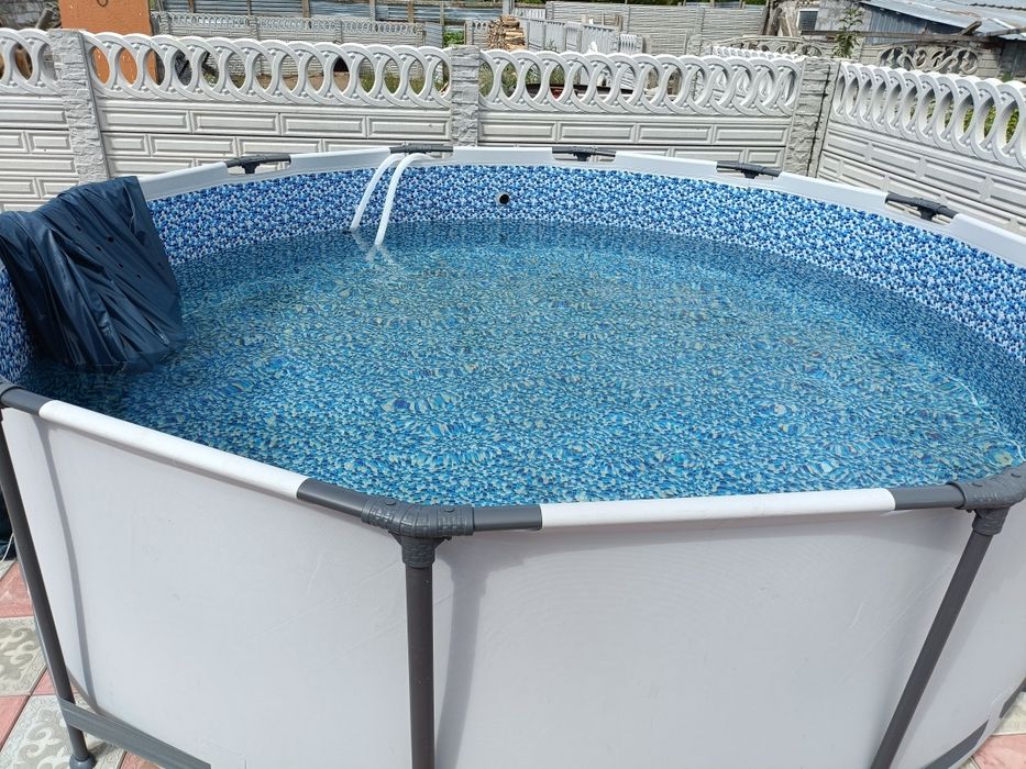 Бассейн, с крышкой
