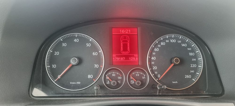 VOLKSWAGEN Touran 2008 — imagine 5