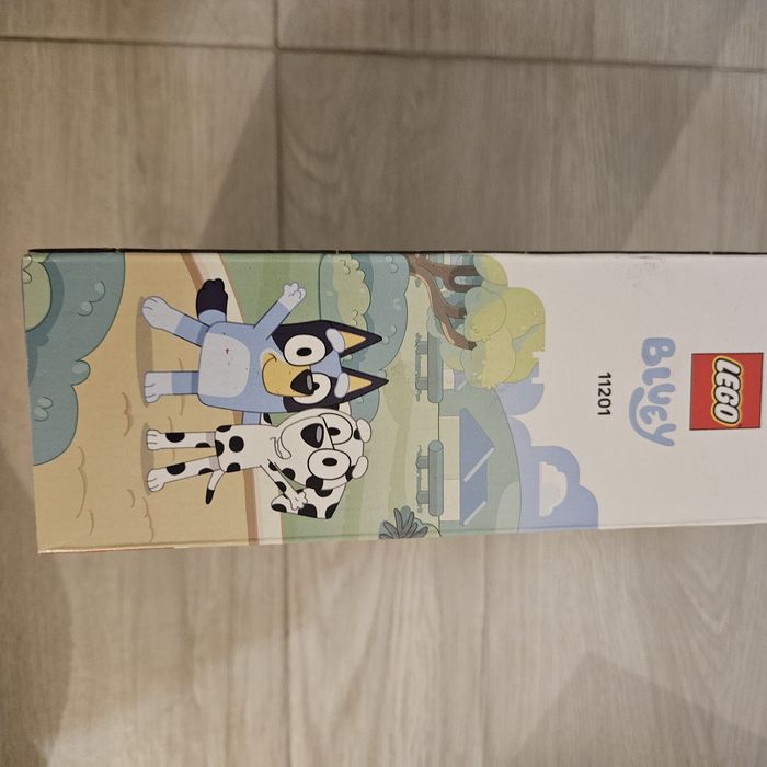 Lego 11201 Bluey si Chloe