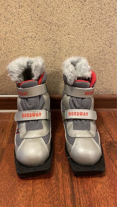 Детские лыжи с ботинками