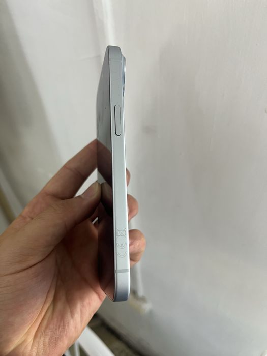 Продам iPhone 15, 128 ГБ АКБ 88%