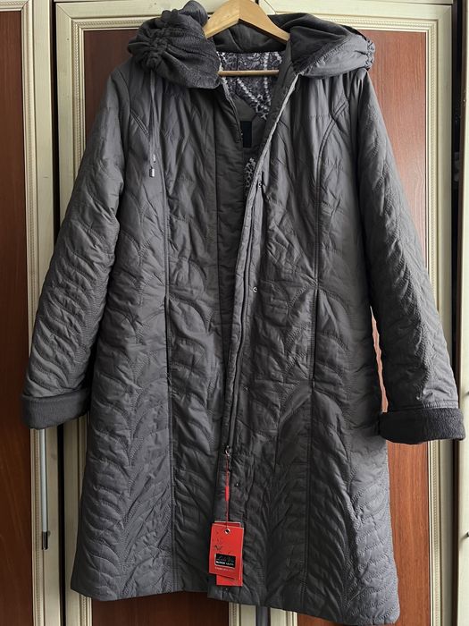 Куртка новая женская