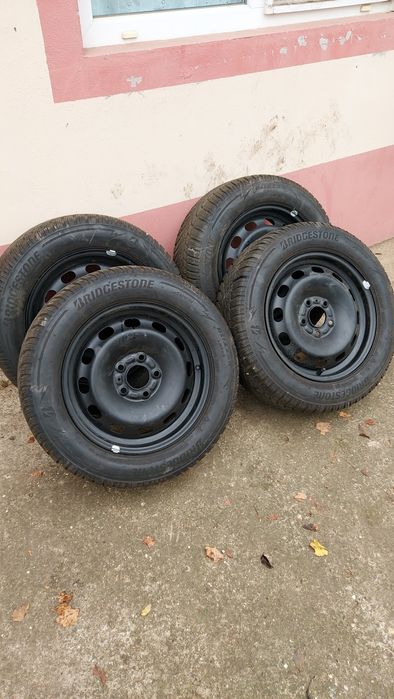 Bridgestone iarna + jante de tabla