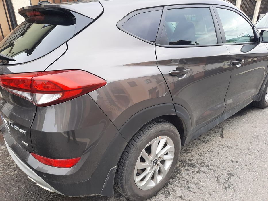 Vând Hyundai Tucson 1,6T-GDI,4X4(automată),2018