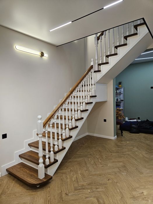 Свариваем Лестницу и общиваемг.Уральск