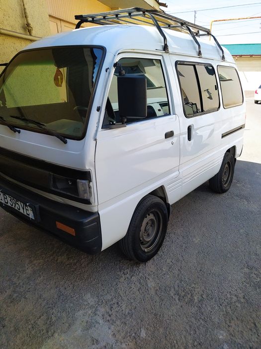 Damas sotiladi. Nontopar