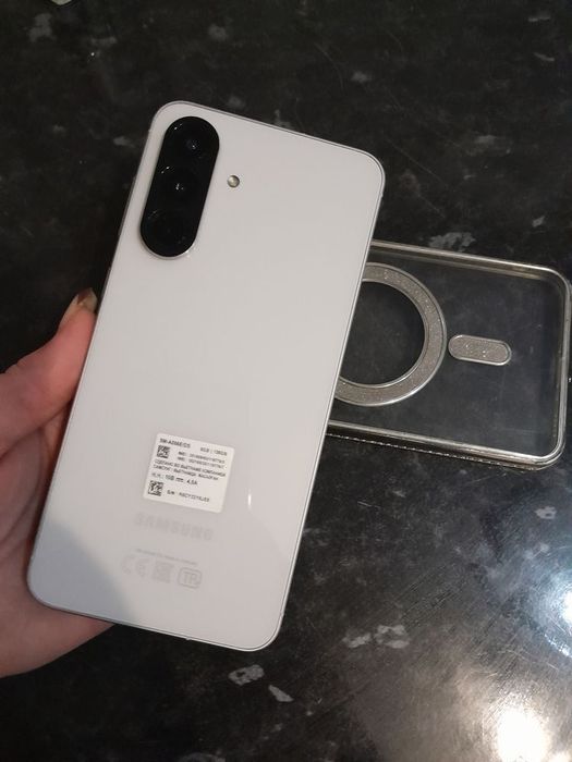 Продам Самсунг А 56