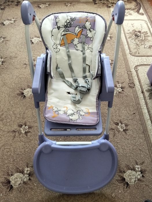 Продам детский стульчик за 3000