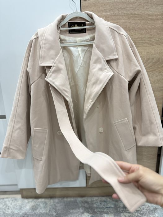 Пальто средней длины