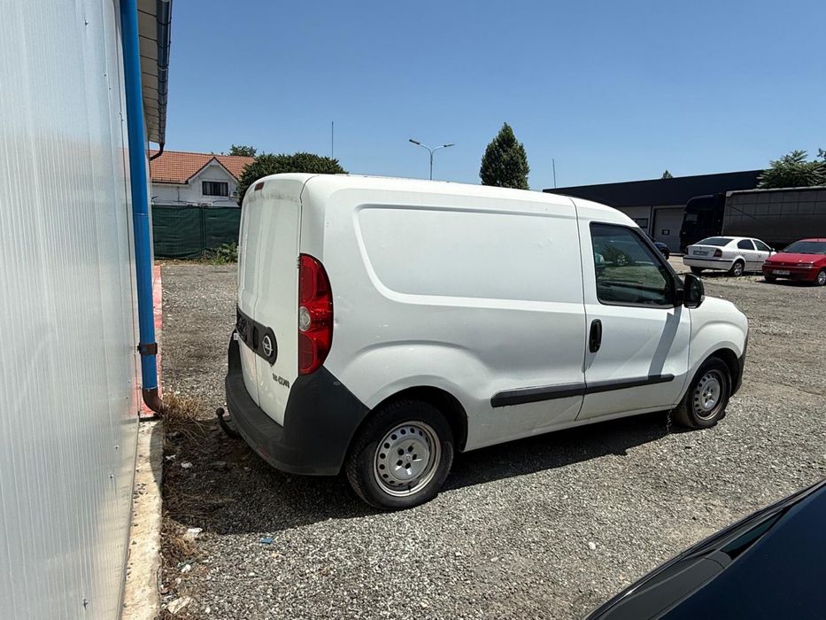 Opel combo pentru dezmembrat