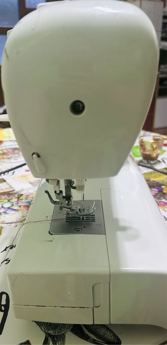 Masina de cusut singer