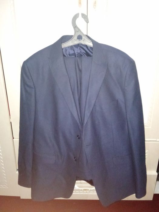 Костюм 2ка срочно торг есть