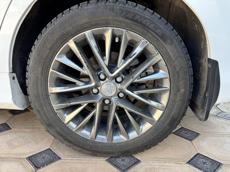 Зимние шины с диском r17