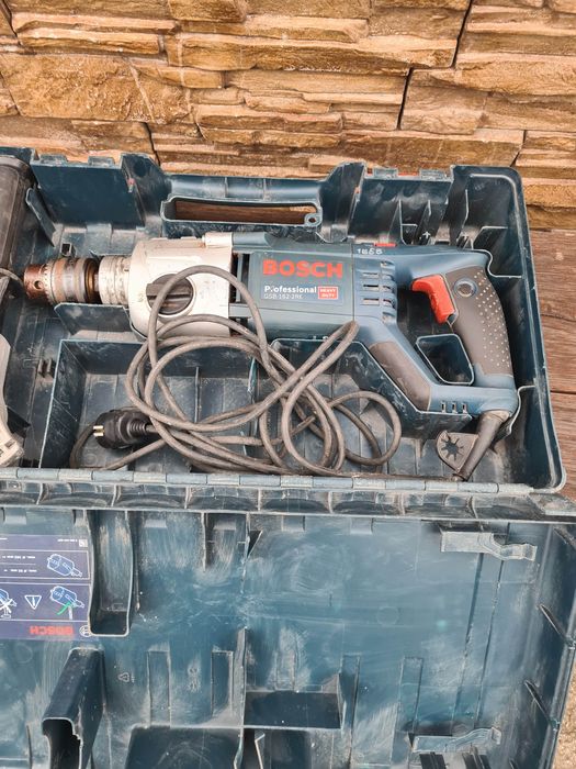 Голяма ударна бормашина Bosch!
