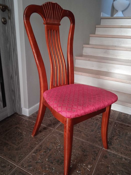 Стул для гостиной