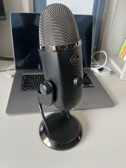 Vând Microfon Blue Yeti X