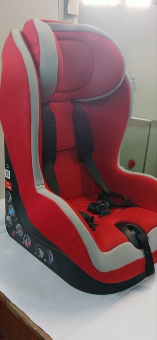 Продавам детско столче Chicco go 1