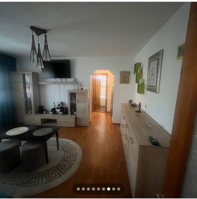 Apartament de vanzare /