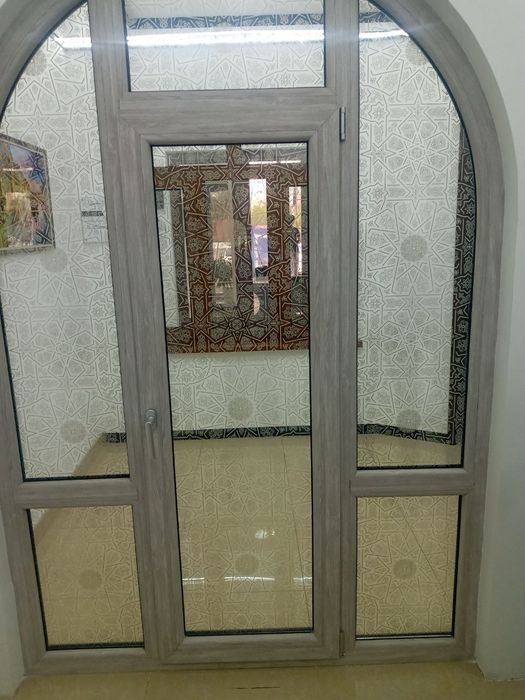 Akfa eshik romlar ishlab chiqarib ustanovka qilamiz