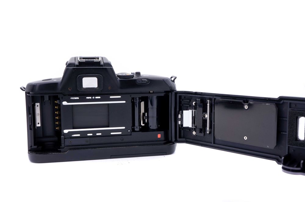 Aparat foto film Nikon F401x