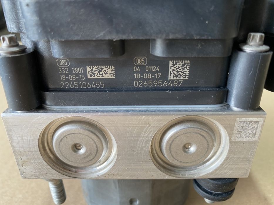 Unitate / Pompa / Modul ABS / Frana NISSAN Qashqai J11 : 47660HV70A