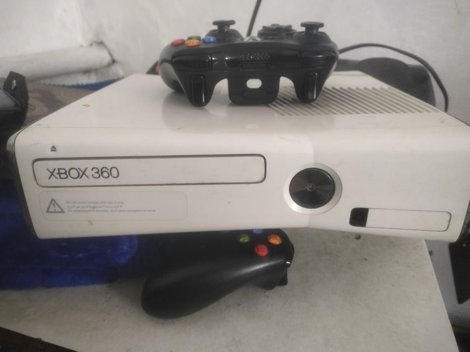 Икс бокс продам с