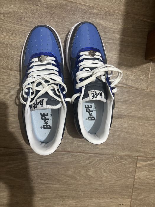 Adidasi bapesta fara cutie un fel fe air force 1