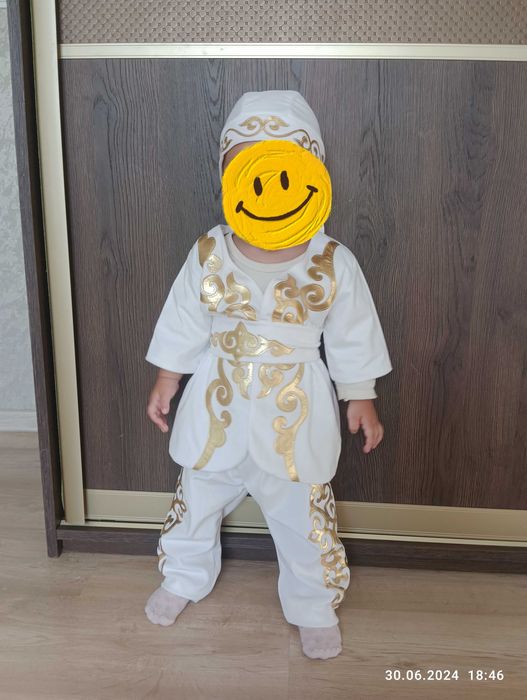 Тәй тәй, тұсаукесерге костюм