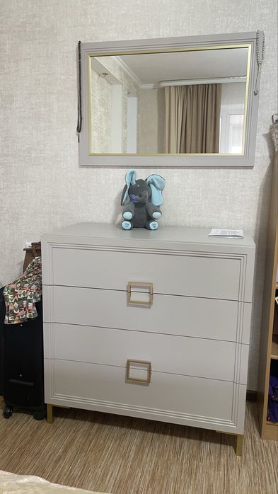 Продам спальный гарнитур