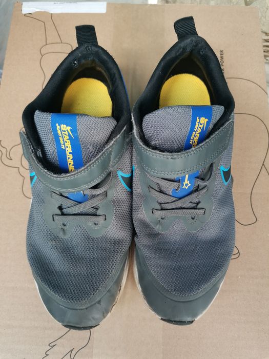 Маратонки Nike - 34 номер