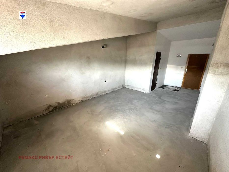 Четиристаен апартамент за продажба кв. Дружба 2