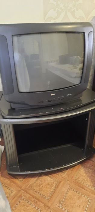 Продам телевизор