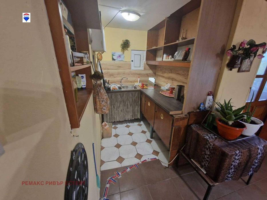 Вила за продажба - град Русе - в.з. Астраджийка.