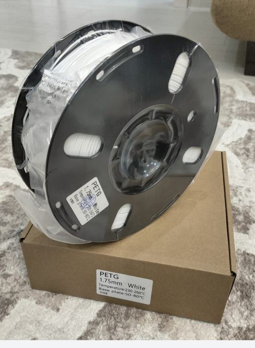 Продам 3D пластик (нити)