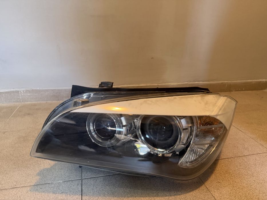 Ляв ксенонов фар BMW X1 E84 Valeo