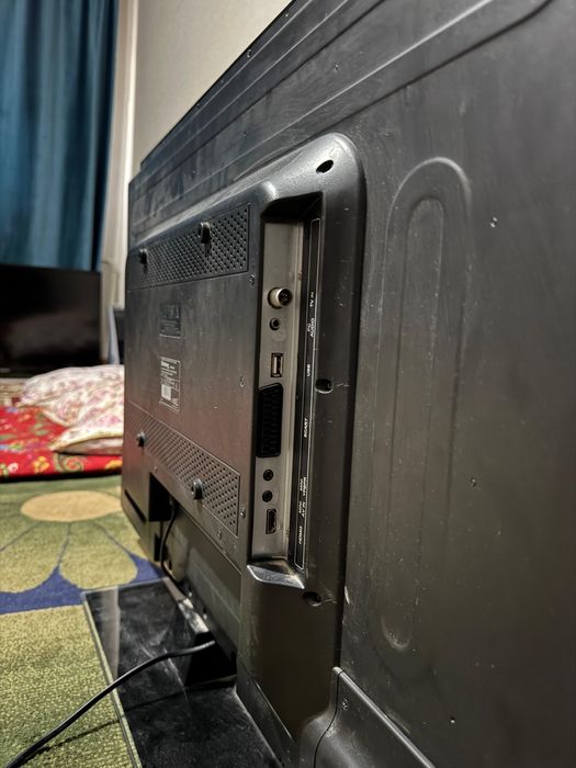 Продам Телевизор Elenberg