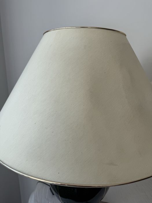 Дизайнерски настолни лампи Leola